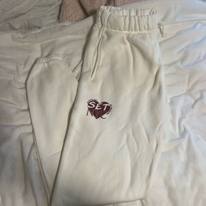 SET Active Cream Joggers with Heart Logo